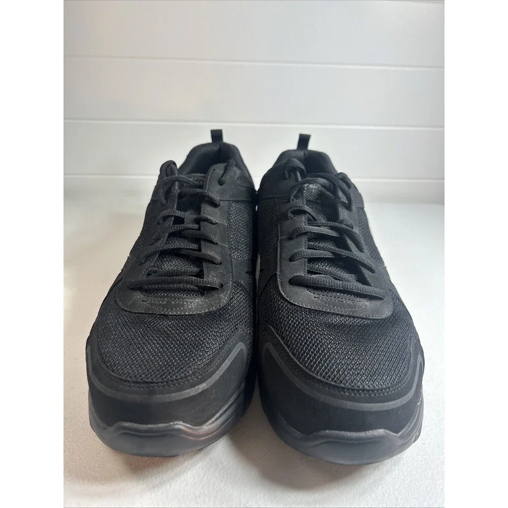 Skechers Men’s Sneakers Size 12 Wide Black MemoryFoam Black Lace Up Light